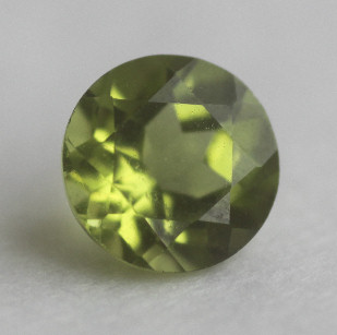 Natural Gemstones:  Peridot Round 