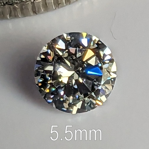 6A, Cubic Zirconia, 6A Quality, Round Brilliant 8 Hearts & Arrows, Warm (H-J), 5.5mm (0.63ct)