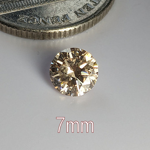 Cubic Zirconia, Round Brilliant, Light Champagne, 7mm (1.24ct)