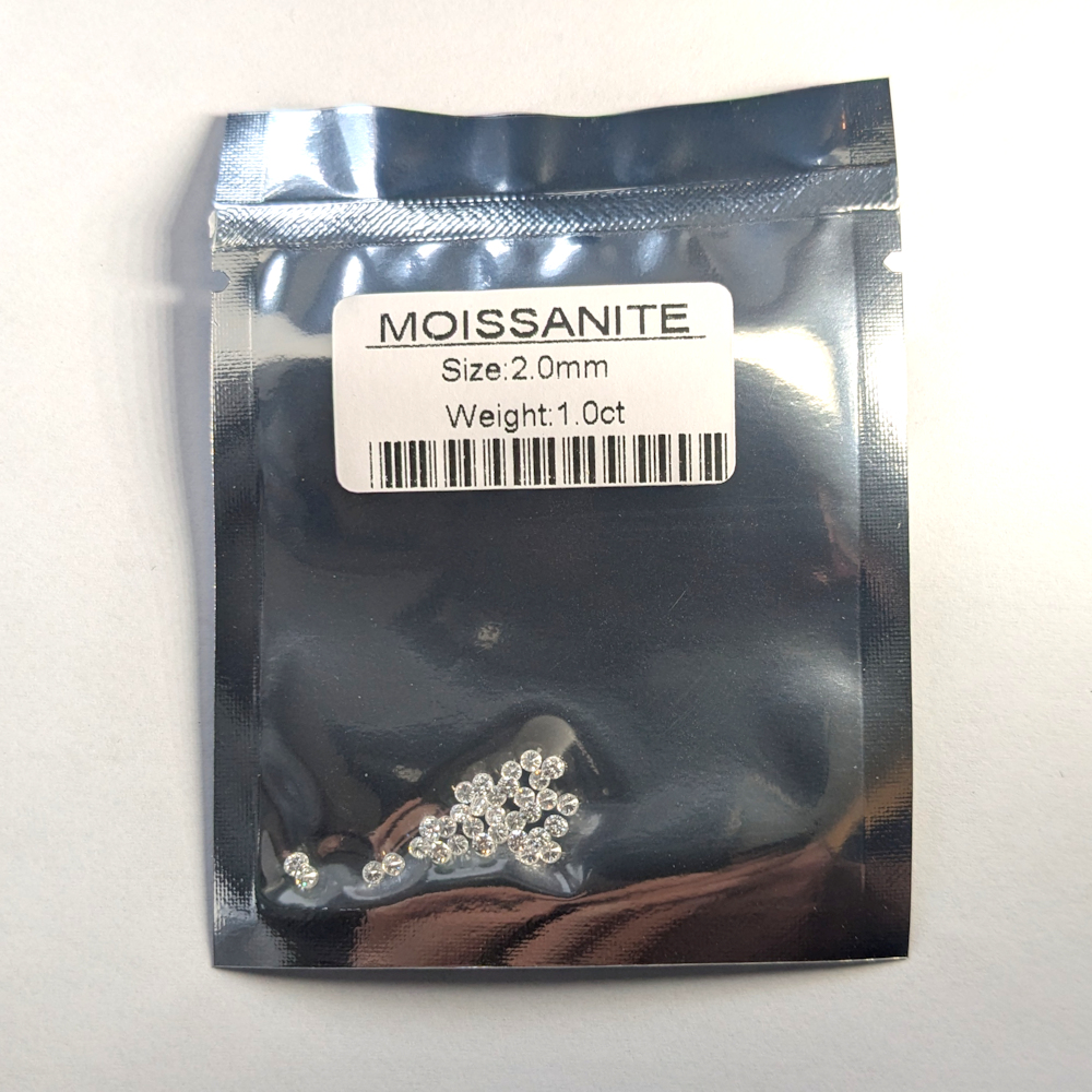 6A, Moissanite, One Carat Packs, Round Brilliant 8 Hearts & Arrows, White D-F, 2mm (0.029ct) x30