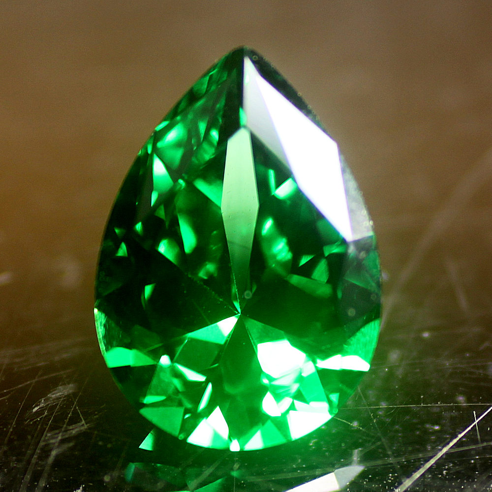 6A Quality:  Pear Emerald Green 