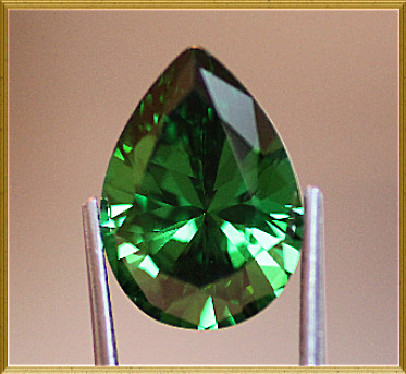 Pear: Emerald Green Cubic Zirconia