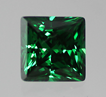 Princess Plus: Emerald Green Cubic Zirconia