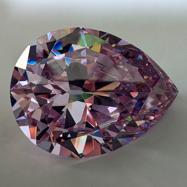Sales & Unique: Display Pear Cubic Zirconia